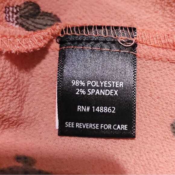 Torrid Coral Cactus Ruffle Crepe Tank. Women's 4 Elastic back. - Picture 7 of 14